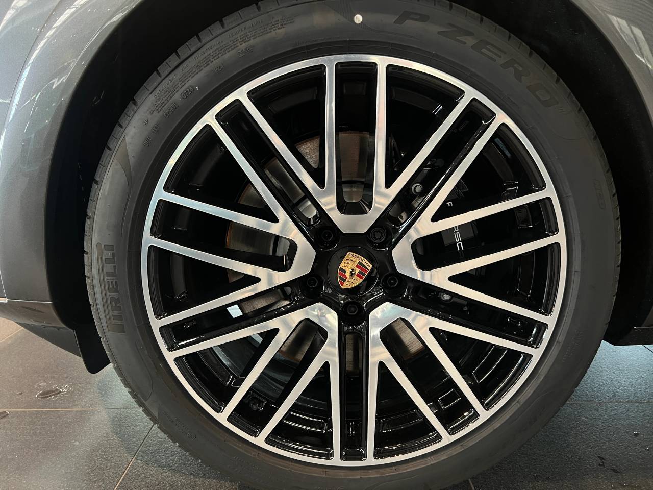 Porsche Cayenne III ph2 S E-Hybrid - 2025 - Joinsteer - #6