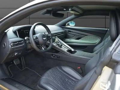 Aston Martin DB12 V8 Coupe