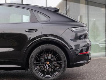 Porsche Cayenne III S Coupé — photo 7
