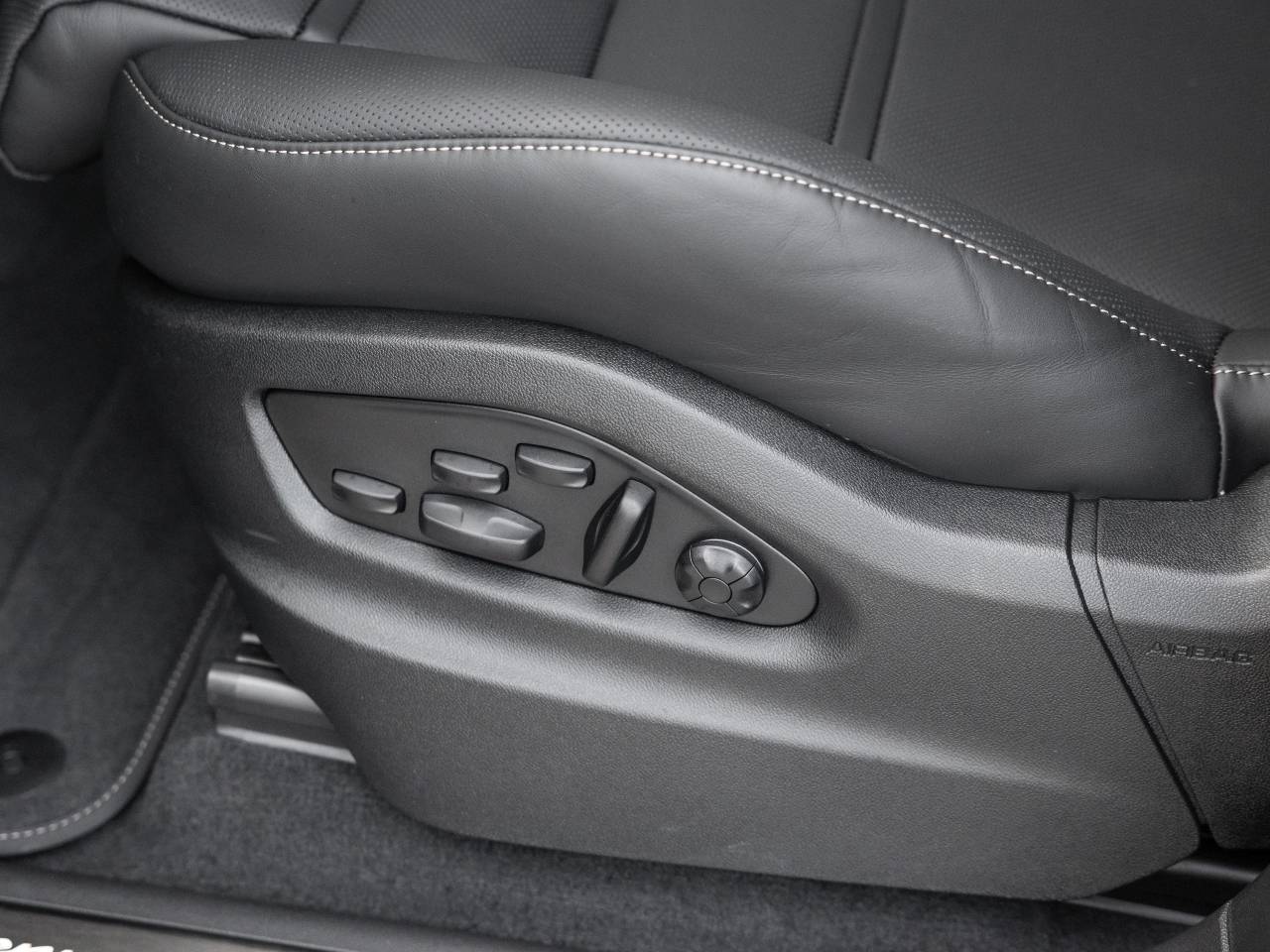 Porsche Cayenne III ph2 Turbo E-Hybrid - 2025 - Joinsteer - #18