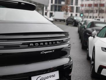 Porsche Cayenne III S Coupé — photo 14