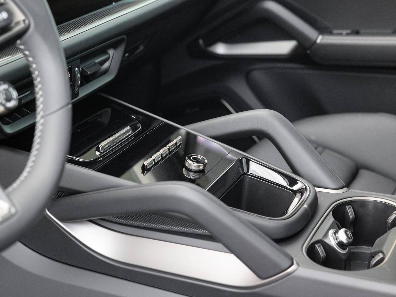 Porsche Cayenne III ph2 Turbo E-Hybrid - 2025 - Joinsteer - #21