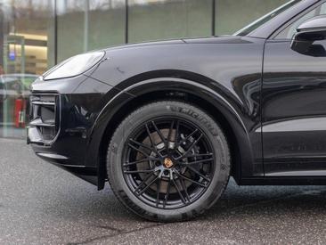 Porsche Cayenne III S Coupé — photo 17