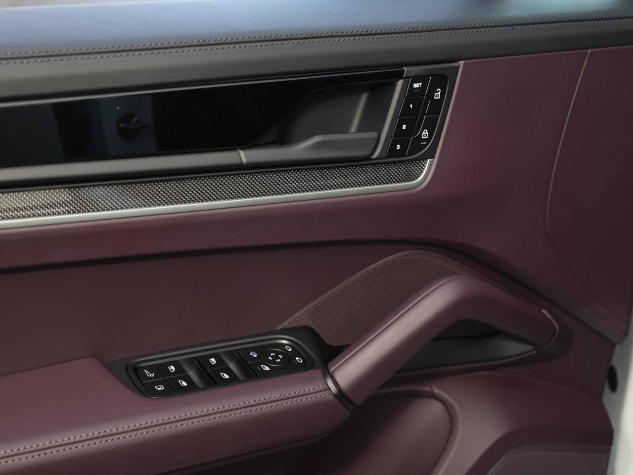 Porsche Cayenne III ph2 S E-Hybrid - 2024 - Joinsteer - #18