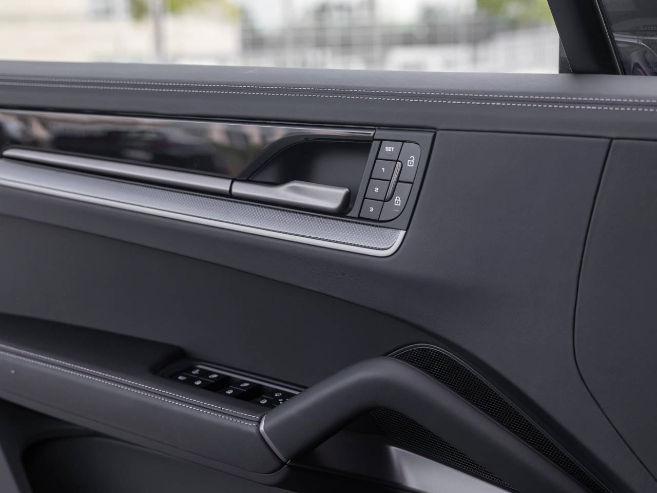 Porsche Cayenne III ph2 Turbo E-Hybrid - 2025 - Joinsteer - #24