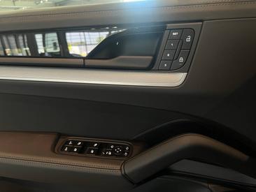 Porsche Cayenne III S Coupé — photo 19