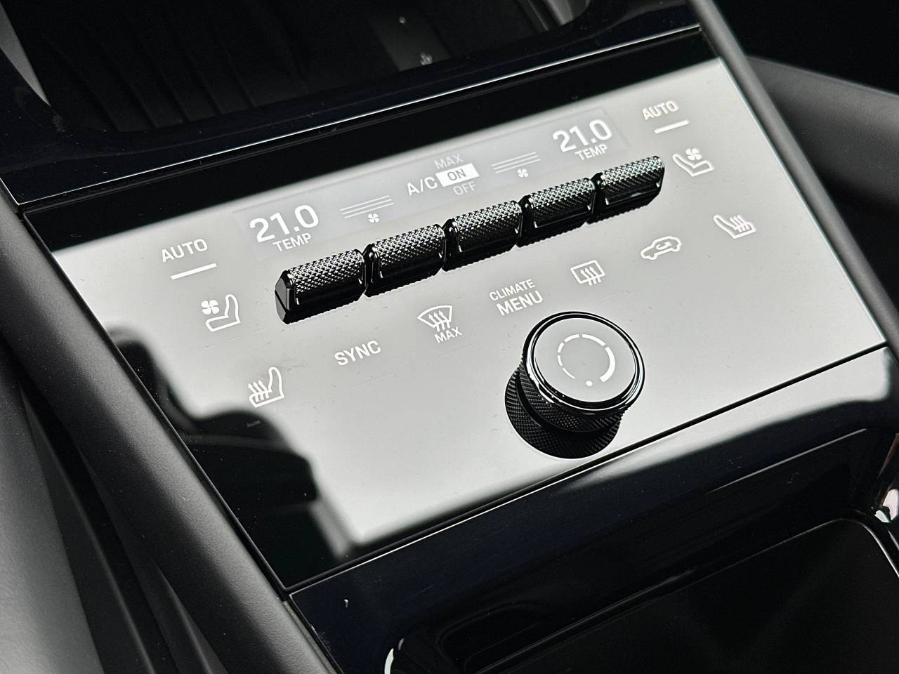 Porsche Cayenne III ph2 E-Hybrid - 2025 - Joinsteer - #15