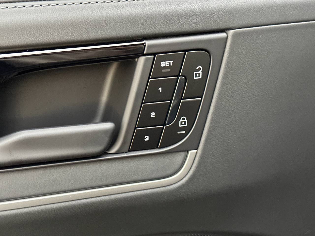 Porsche Cayenne III ph2 S E-Hybrid Coupé - 2025 - Joinsteer - #16