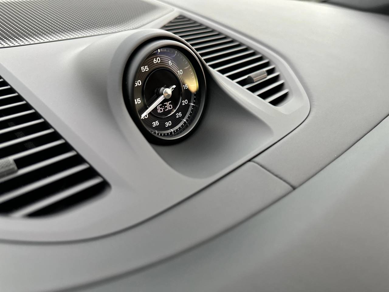 Porsche Cayenne III ph2 S E-Hybrid Coupé - 2025 - Joinsteer - #24