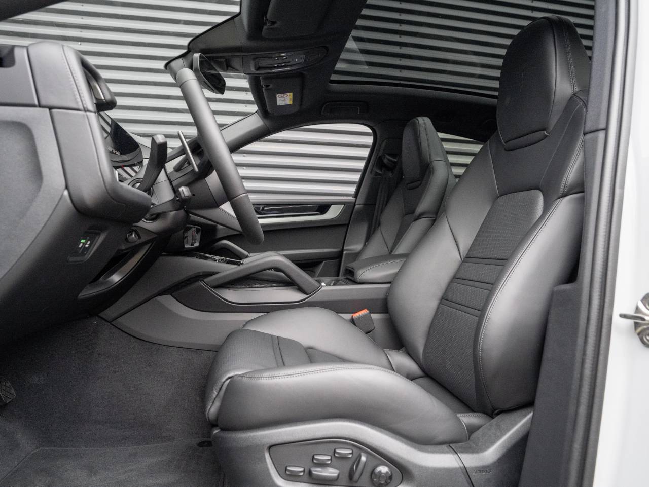 Porsche Cayenne III ph2 E-Hybrid Coupé - 2025 - Joinsteer - #13