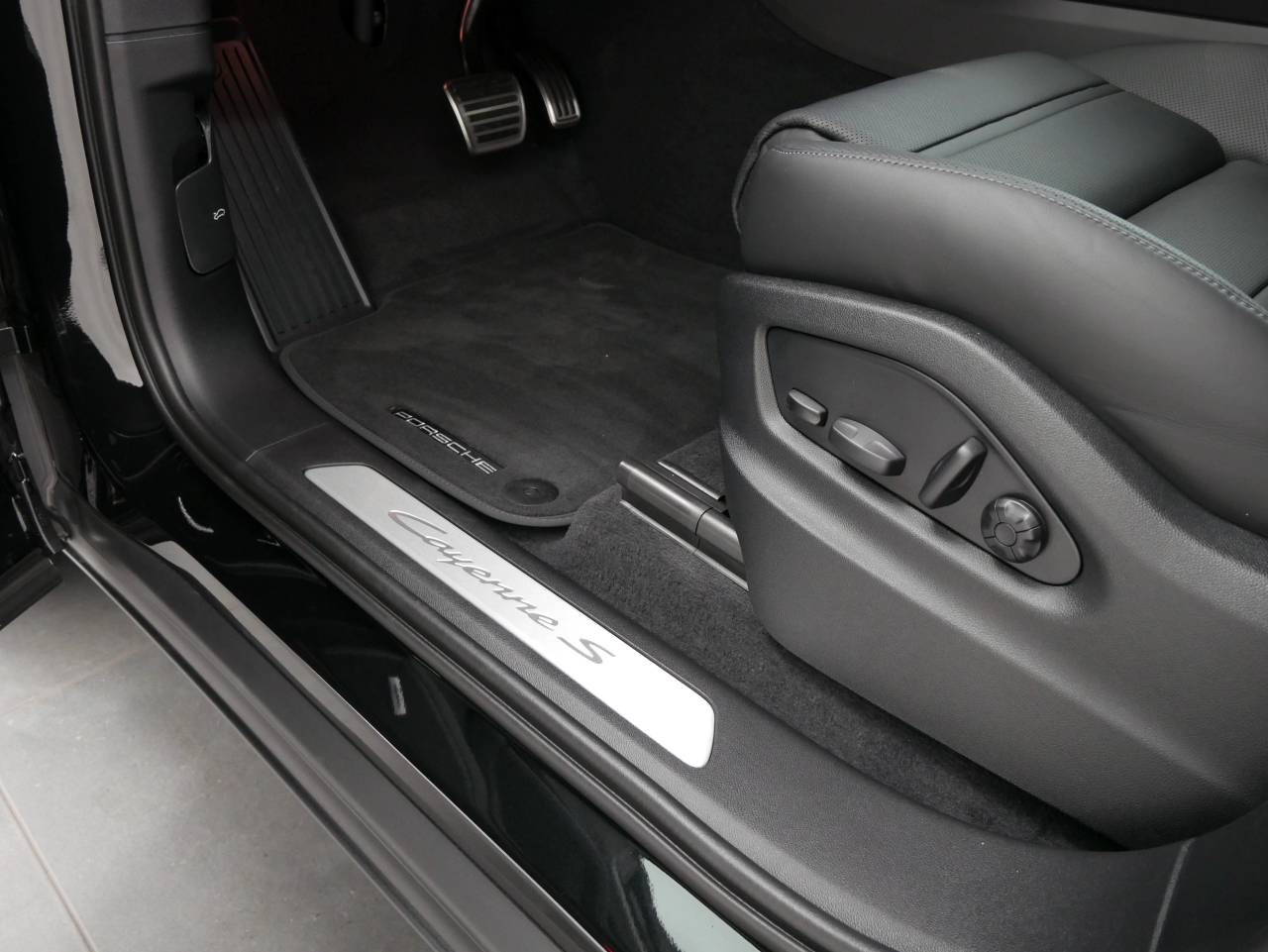 Porsche Cayenne III ph2 S E-Hybrid - 2024 - Joinsteer - #19