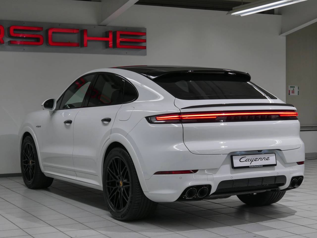 Porsche Cayenne III ph2 E-Hybrid Coupé - 2024 - Joinsteer - #3