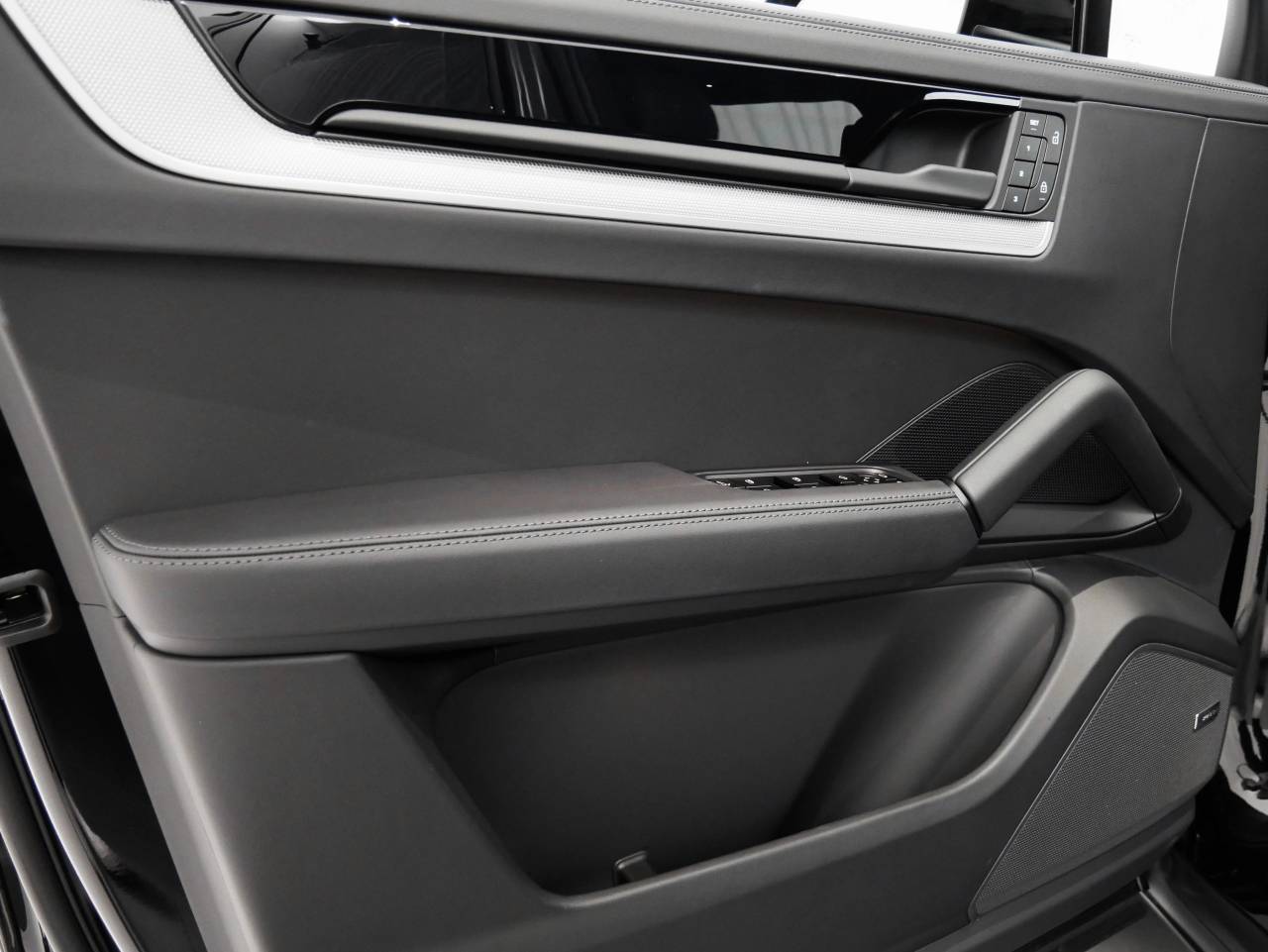 Porsche Cayenne III ph2 S E-Hybrid - 2024 - Joinsteer - #33