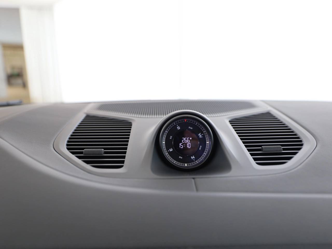Porsche Cayenne III ph2 E-Hybrid - 2025 - Joinsteer - #16