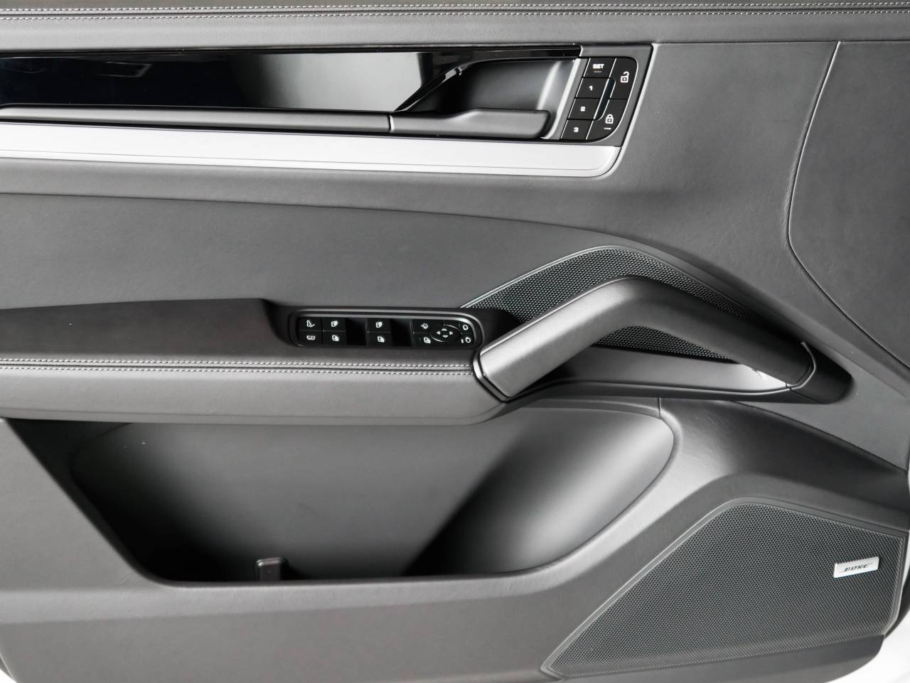 Porsche Cayenne III ph2 E-Hybrid Coupé - 2024 - Joinsteer - #28