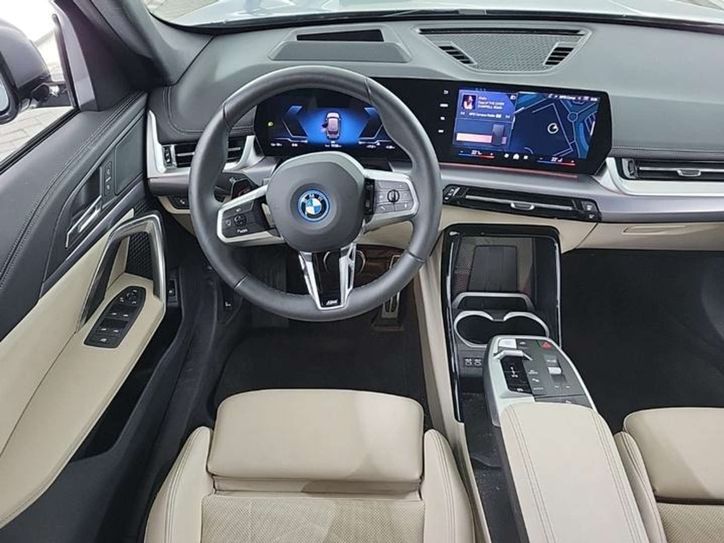 BMW IX1 M Sport EDrive20 - 2024 - Joinsteer - #9