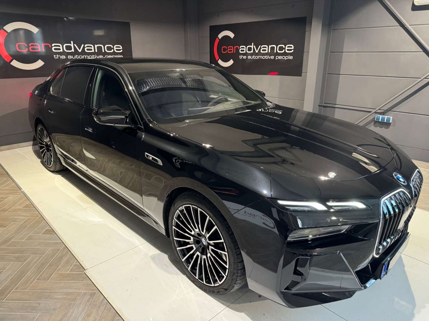 BMW Série 7 Lounge M760e XDrive - 2025 - Joinsteer - #1