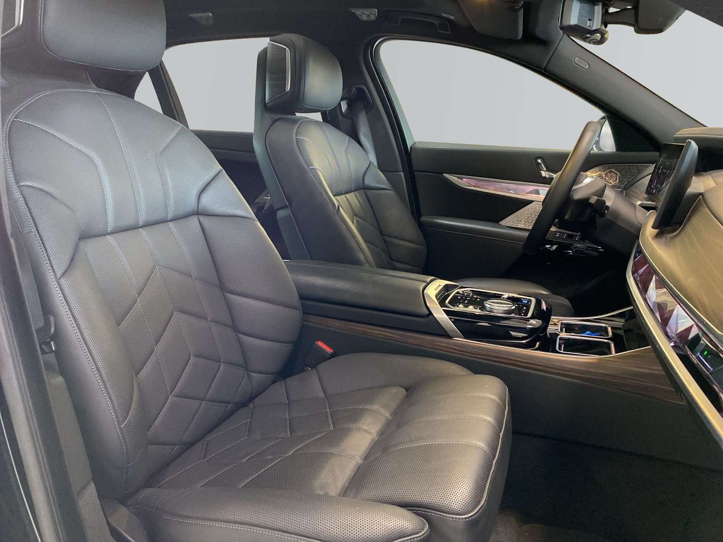 BMW I7 Driving XDrive60 - 2024 - Joinsteer - #11