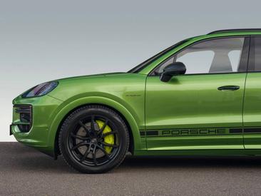 Porsche Cayenne III Turbo E-Hybrid — photo 11