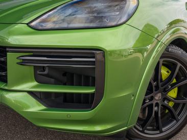 Porsche Cayenne III Turbo E-Hybrid — photo 13