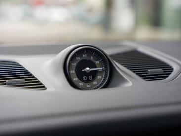 Porsche Cayenne III Turbo E-Hybrid — photo 38