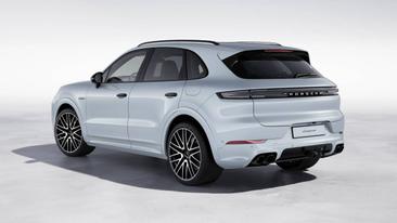 Porsche Cayenne III Turbo E-Hybrid — photo 3