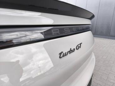 Porsche Cayenne III Turbo GT — photo 10