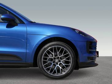 Porsche Macan S — photo 24