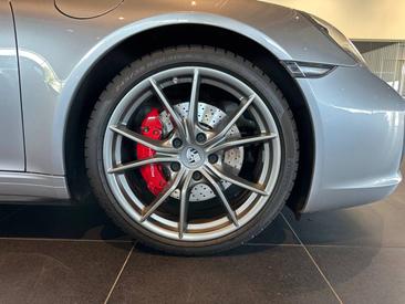 Porsche 991 II Carrera 4 S — photo 6