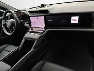 Porsche Cayenne E4 Turbo Electric — photo 16
