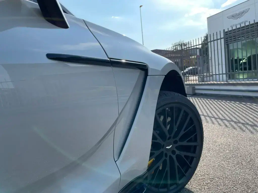 Aston Martin DBX 707 SUV 4.0 - 2024 - Joinsteer - #18