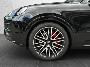 Porsche Cayenne III GTS Coupé — photo 6