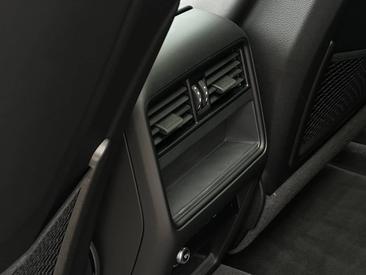 Porsche Cayenne III GTS Coupé — photo 20
