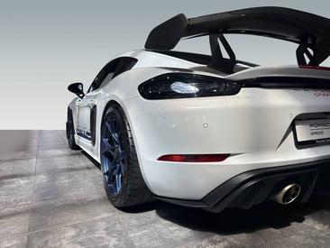 Porsche 718 type 982 Cayman GT4 RS — photo 11