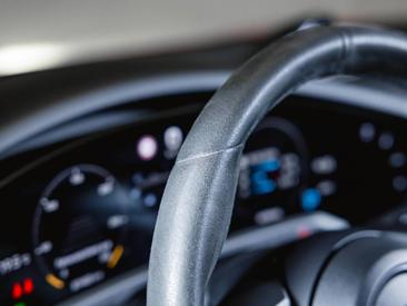 Porsche Taycan Turbo S — photo 18