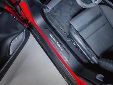 Porsche Taycan Turbo S — photo 27