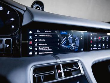 Porsche Taycan Turbo S — photo 38