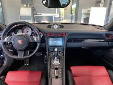 Porsche 991 I Targa 4S — photo 17