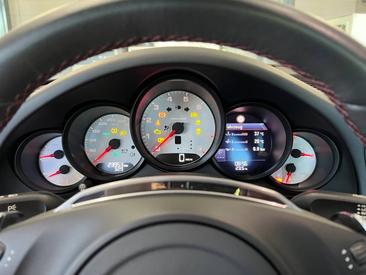 Porsche 991 I Targa 4S — photo 21