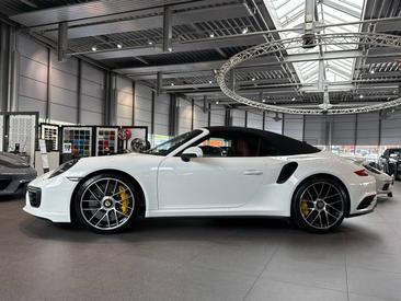 Porsche 991 II Turbo S Cabriolet — photo 2