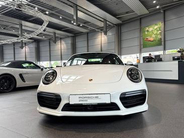 Porsche 991 II Turbo S Cabriolet — photo 4