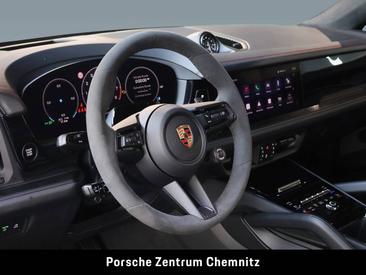 Porsche Cayenne III GTS Coupé — photo 19