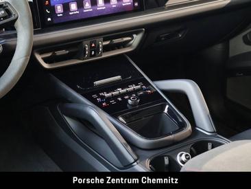 Porsche Cayenne III GTS Coupé — photo 21