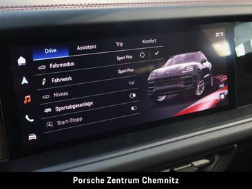 Porsche Cayenne III GTS Coupé — photo 23