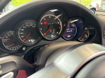 Porsche 991 II Turbo S Cabriolet — photo 28