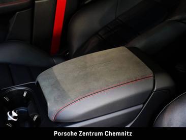 Porsche Cayenne III GTS Coupé — photo 35