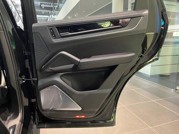 Porsche Cayenne III Turbo E-Hybrid — photo 22