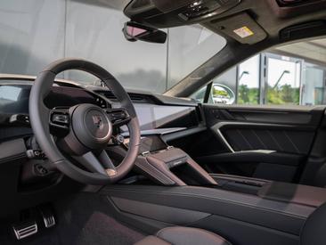 Porsche Cayenne E4 Turbo Electric — photo 15