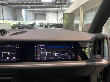 Porsche Cayenne III Turbo E-Hybrid — photo 29