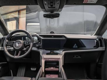 Porsche Cayenne E4 Turbo Electric — photo 18